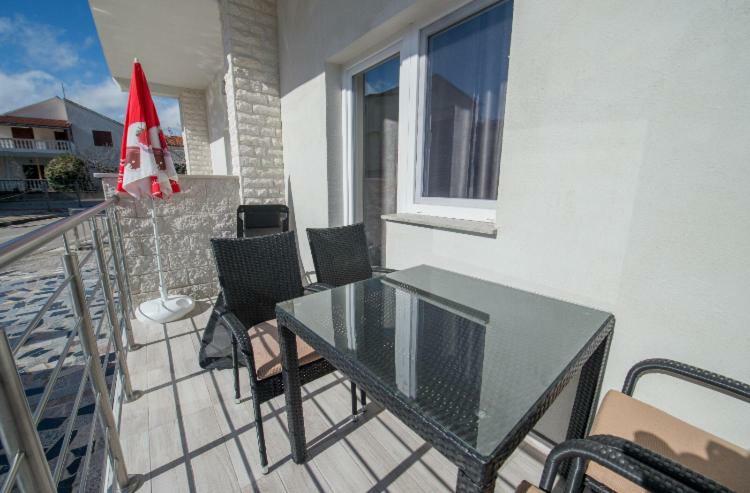 Noah Apartment Водице Екстериор снимка